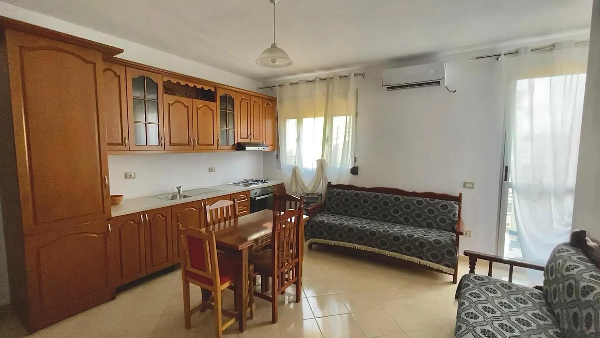 Alba Marina Apartment Vlore 0*,  Albania